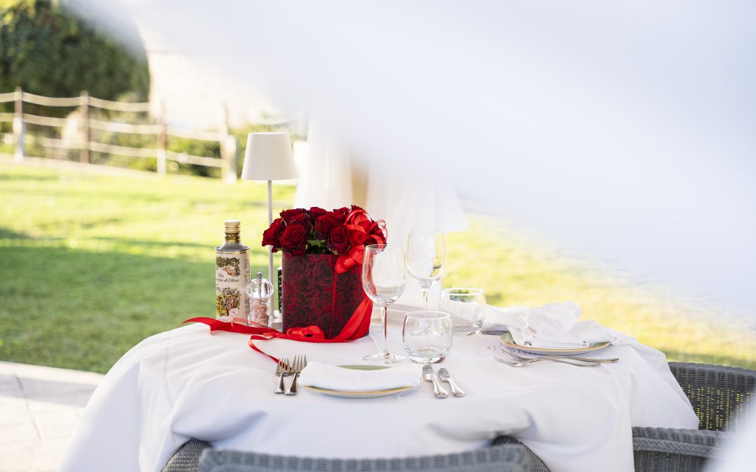 Budget-friendly wedding table setup in Malta with elegant outdoor decoration